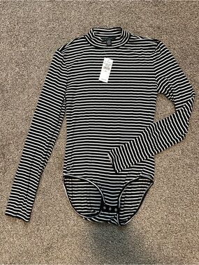 AE Studio Black & White Striped Mock Neck Bodysuit Size L NWT